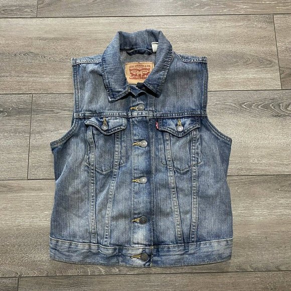 Levi's | Jackets \u0026 Coats | Levis Button 